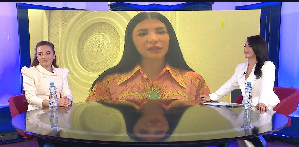 Dado filipinase  trendi më i ri  Rekrutuesja  Janë të kujdesshme dhe të dashura me fëmijët  Prindërit  Nuk janë aq protektive    