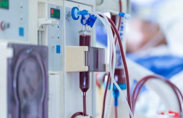 Kontratat PPP të sterilizimit dhe dializës përfundojnë më 2026  rriten fondet për laboratorin