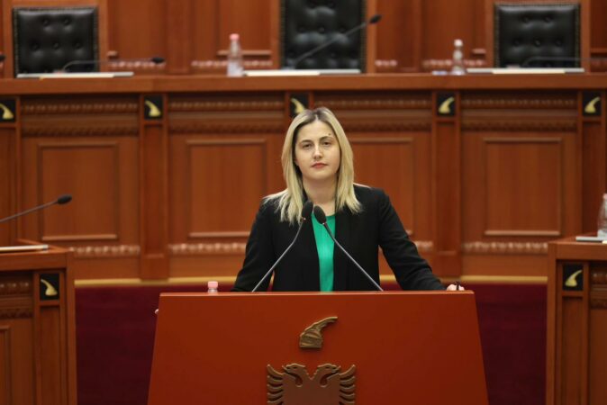 E196fa18 2754 46ee 88b4 2e60cf7e1112