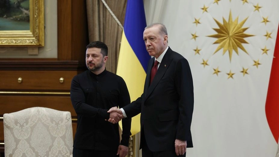 Lufta në Ukrainë  Erdogan pret Zelenskin në Ankara  Të gatshëm të diskutojmë me Rusinë për paqe të drejtë e të qëndrueshme