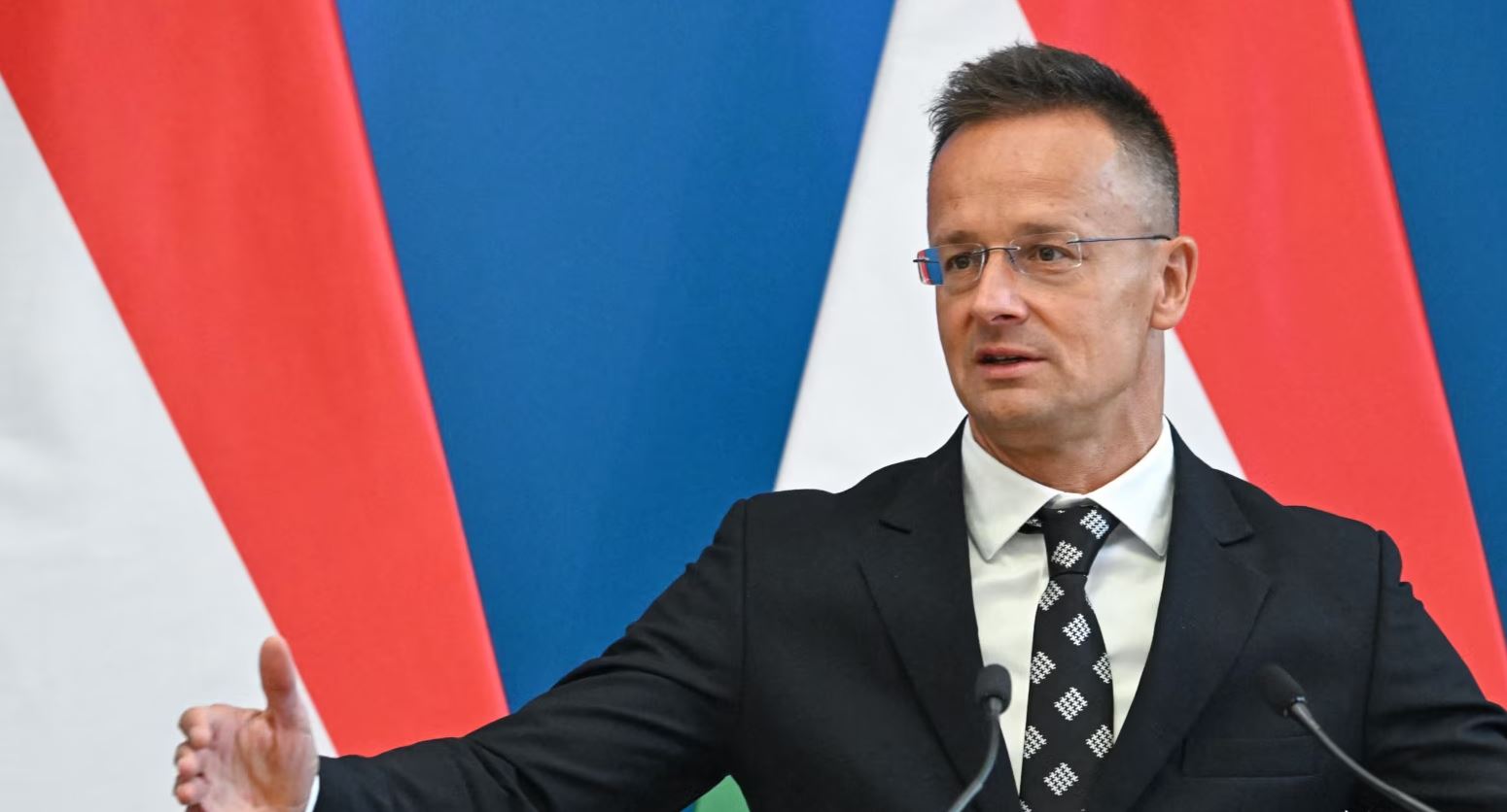 hungaria-shprehet-e-hapur-do-te-ndihmojme-serbine-me-furnizime-me-nafte