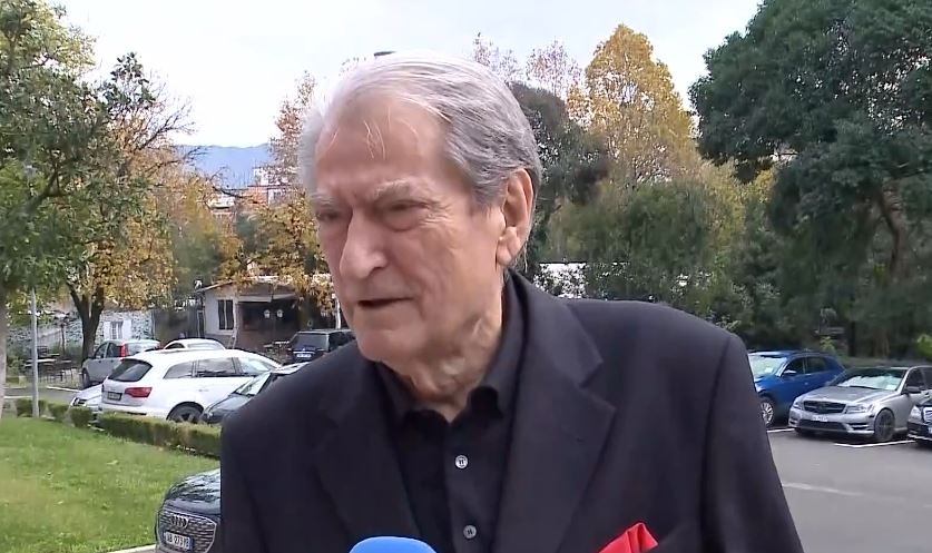 takimi-i-salianjit-me-me-te-votuarit-e-primareve-dhe-listave-te-hapura-reagon-per-here-te-pare-sali-berisha