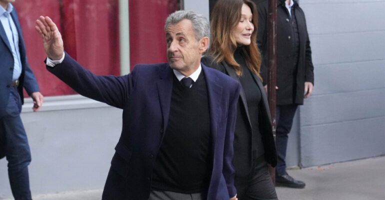 Sarkozy Maketa