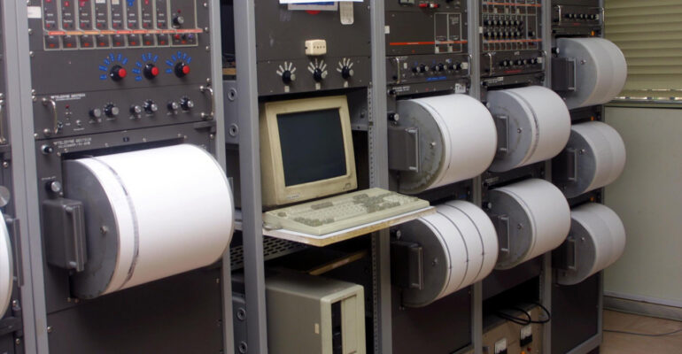 Seismografos Eurokinissi Mak