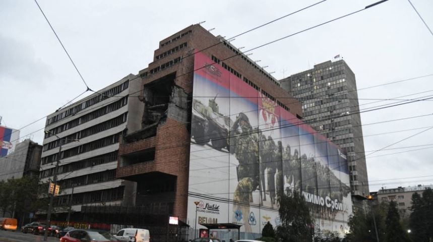 Parlamenti serb i hap rrugën investimit të Jared Kushner në Beograd  miraton shembjen e godinës ushtarake të bombarduar nga NATO në  99 ën