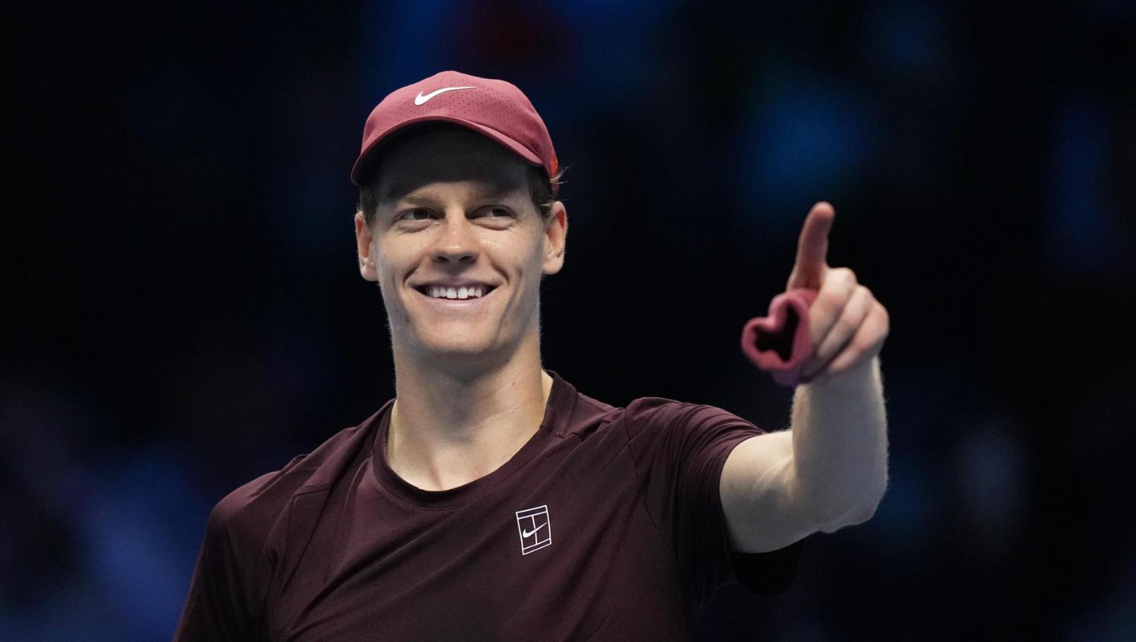 ATP Torino/ Sinner e nis me fitore, nr.2 i botës triumfon ndaj Aliassime, humbet Musetti