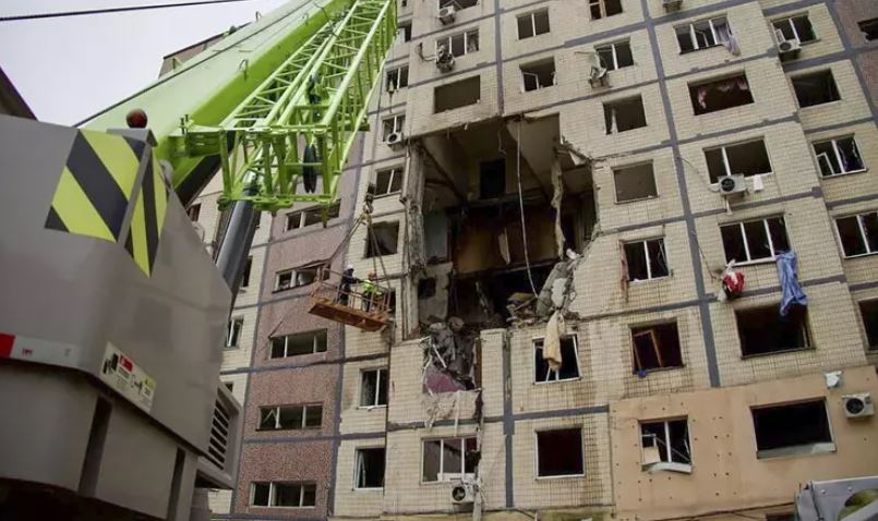 Rritet bilanci  Tre të vdekur nga bastisja ruse në një ndërtesë banimi në Dnieper