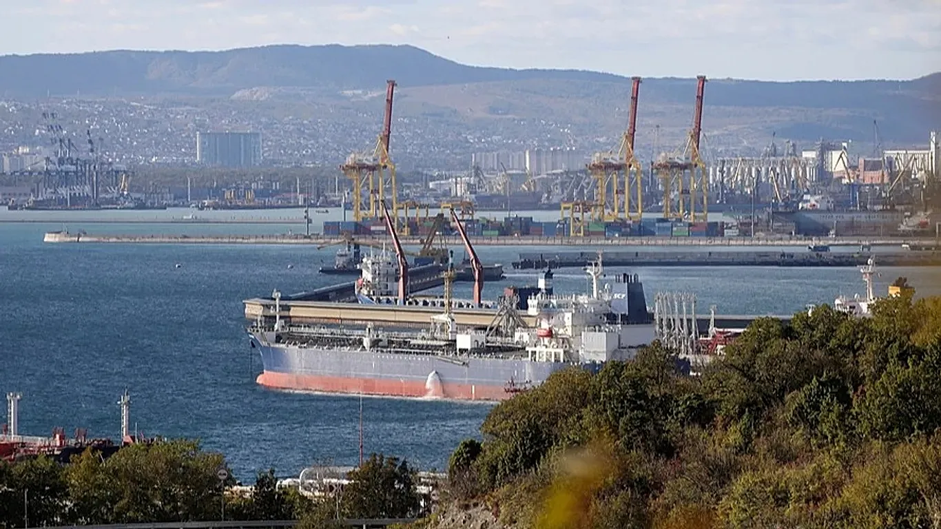 Rrëzimi i dronëve në Detin e Zi  Turqia paralajmëron Rusinë dhe Ukrainën