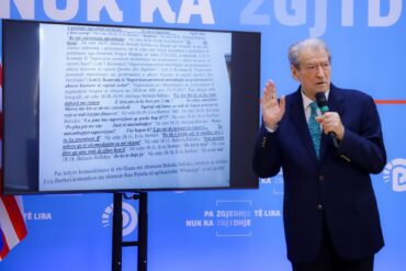 5aba45d9 99a1 4e7b B873 8a8b40124cf3