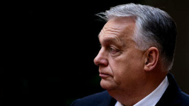 6933df6785f54014ee597435