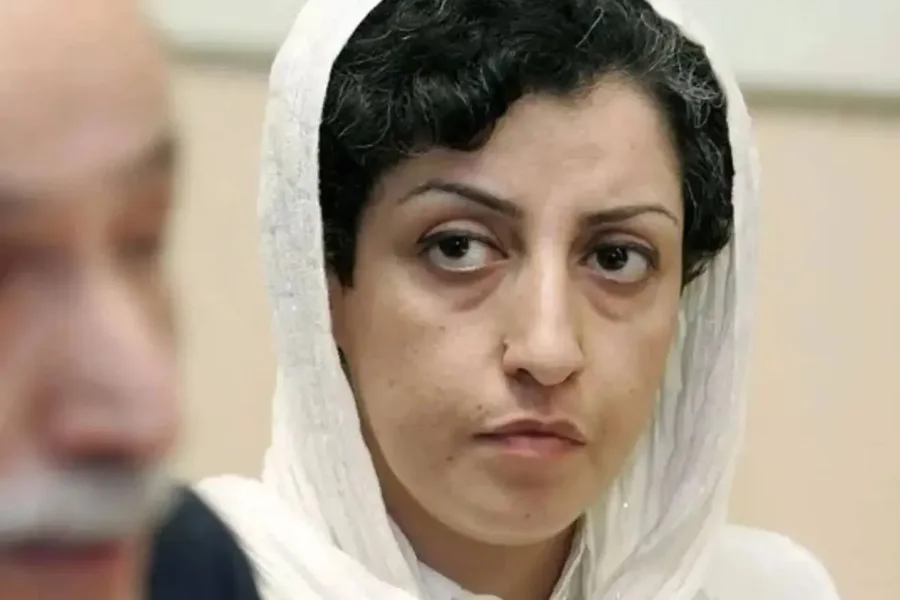 Fituesja e Nobelit për Paqen 2023  Narges Mohammadi  arrestohet me dhunë në Iran