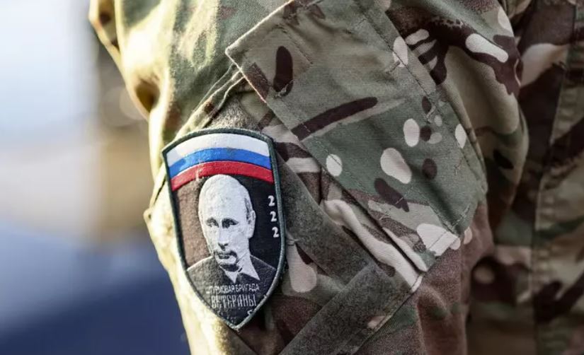  Të frymëzojmë ushtarët   Moska gjen mënyrën e veçantë  shpenzon mbi 50 mijë euro për një album me kengë rep