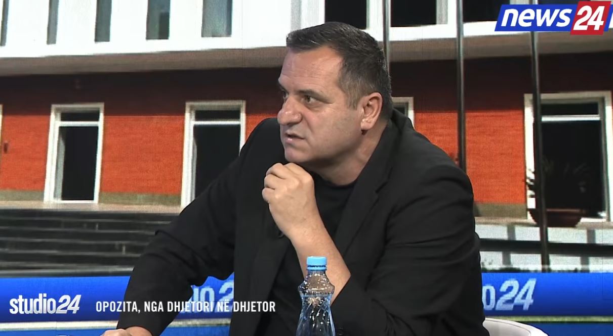  Pjesëmarrja e ulët në protesta për shkak të shpopullimit   gazetari  Qytetari duhet të jetë opozitar  nuk duhet të presë ndry   