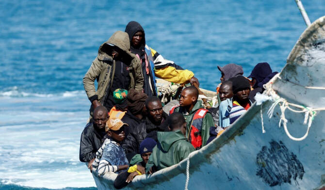 Roja bregdetare e Mauritanisë shpëton 141 emigrantë pranë brigjeve perëndimore të Afrikës