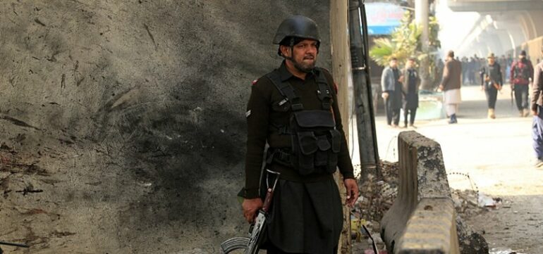 Një Polic Vritet Dhe 6 Të