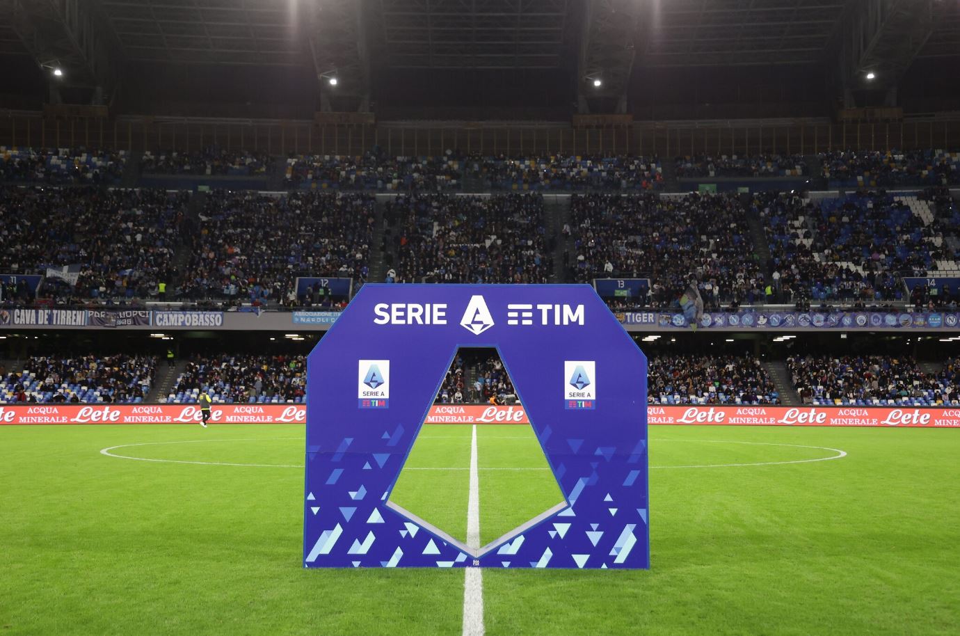 Serie A pa padron, pas 13 javëve të para, 7 skuadra pretendente për titull