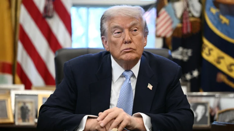 Trump Shkarkon 8 Gjyqtarë