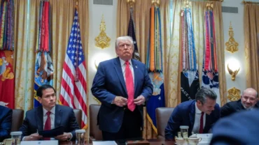 Trump Sulmon Emigrantët