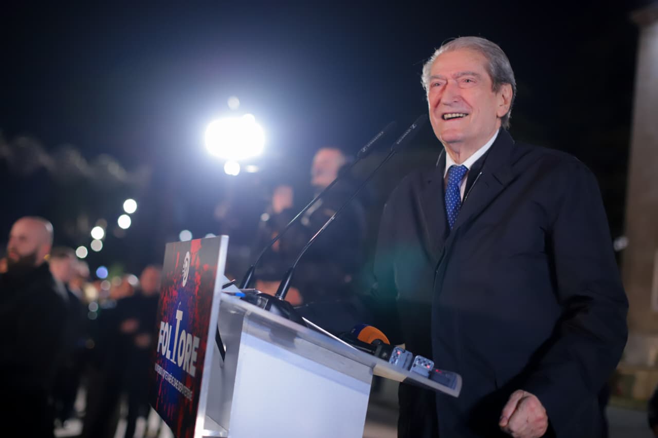  Nuk e lëshojmë sheshin   Berisha para demokratëve  Me Edi Ramën nuk shkojmë më kurrë në zgjedhje 