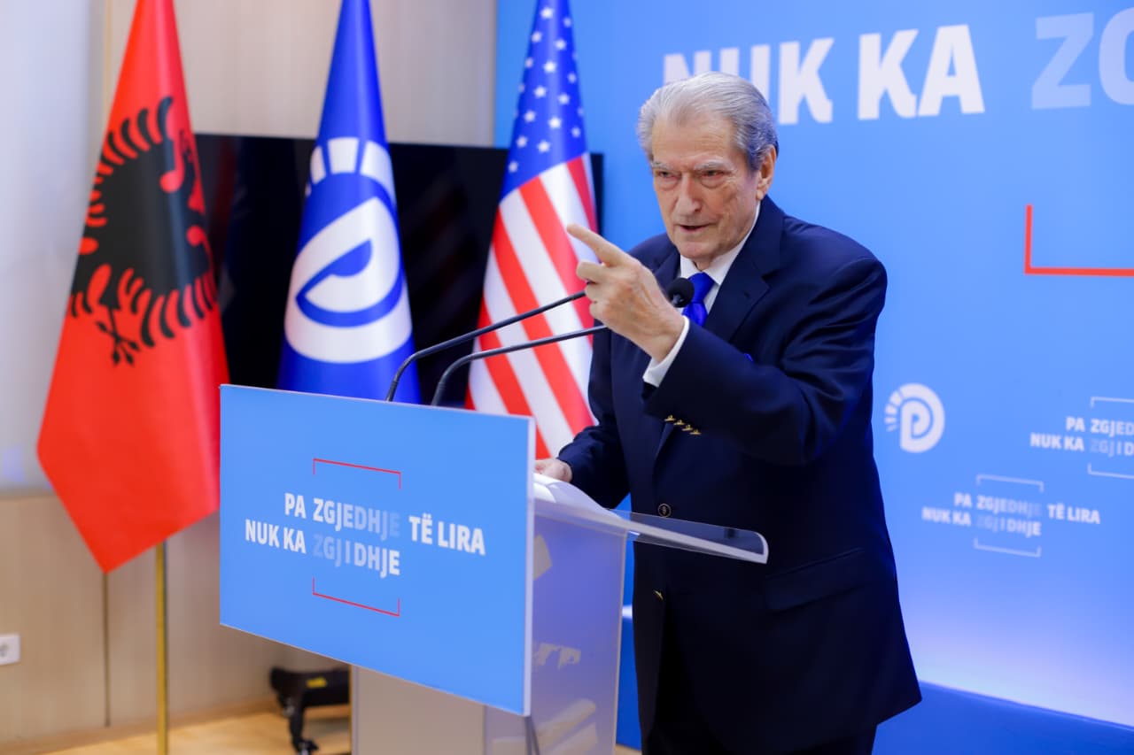 Dëshmia për  21 janarin   Berisha  Kryeministri  asnjë lidhje me asnjë regjistër të asnjë institucioni