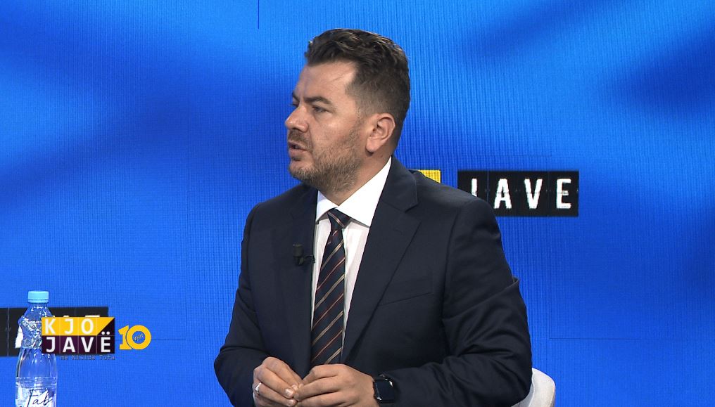  Vendimi i Kushtetueses për Ballukun  antikombëtare   Erald Kapri  S ka më asnjë dyshim  Rama ka nisur betejë për të luftuar S   