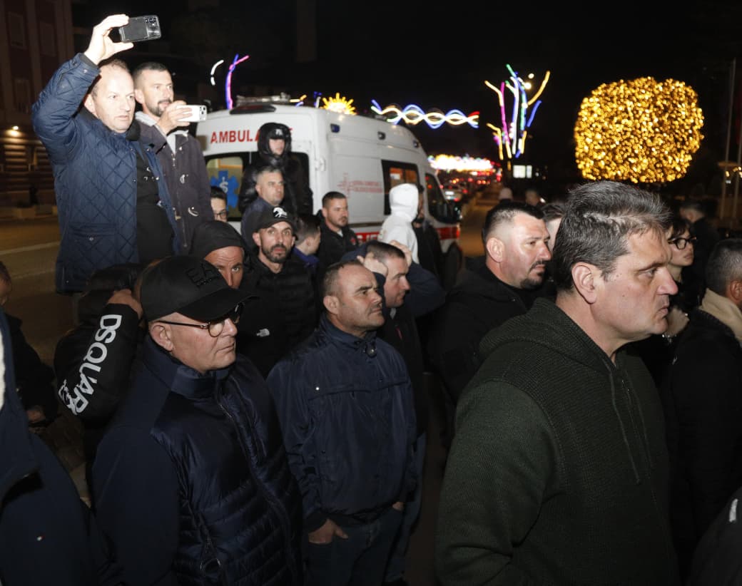 Whatsapp Image 2025 12 13 At 17.50.04 (1)