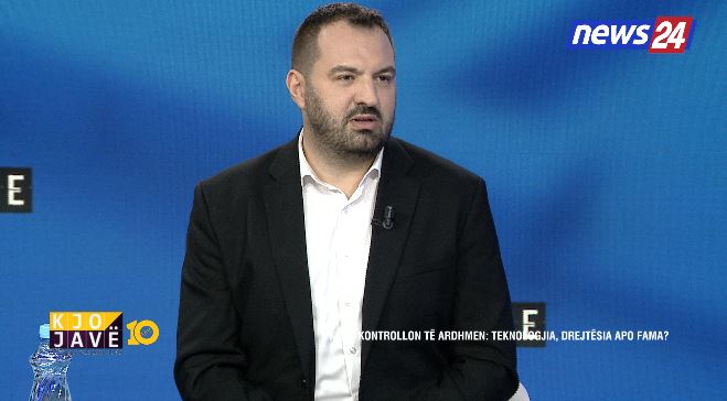  Njerëz duke vdekur    Krijuesi i Acromax tregon eksperiencën  Në Nigeri korrupsioni në nivel alarmant  karburantet ruheshin m   