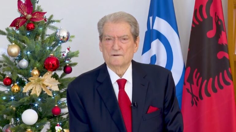 F0b5e03f Ac13 466c B88d Cb54d91e0f55