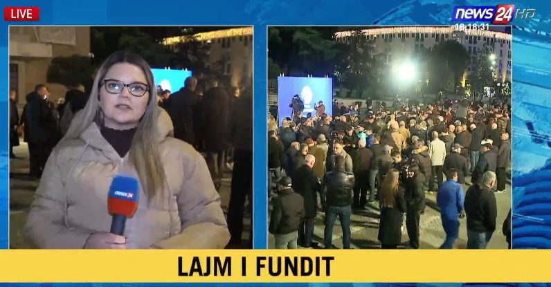 LIVE Sot zhvillohet protesta e opozitës  simpatizantë të PD mblidhen para kryeministrisë