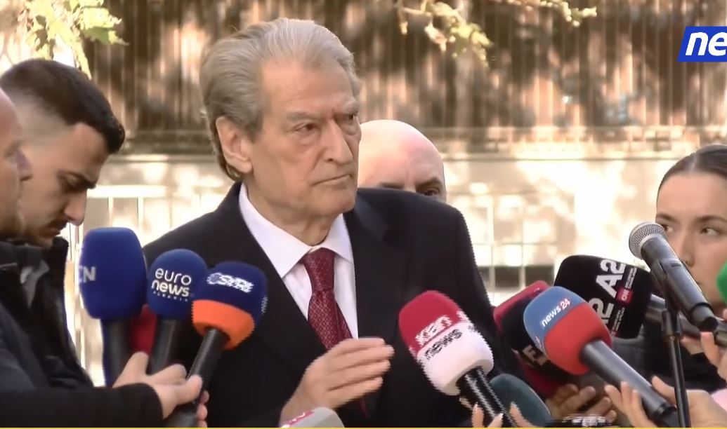 berisha-paralajmeron-ne-12-00-do-te-denoncoj-skandalin-e-madh-te-rames-dhe-ballukut