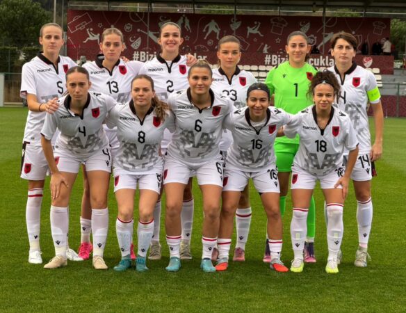 Kombetarja E Vajzave Miqeosrja E Dyte Me Turqine Nentor 2025