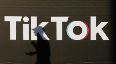 Trump Approves Tiktok Takeover By Oracle And Walmart
