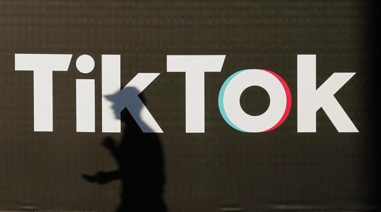 Trump Approves Tiktok Takeover By Oracle And Walmart