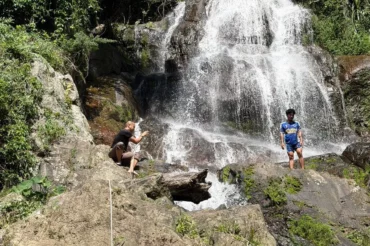 1 Pay French Tourist Falls To His Death While Taking Selfie At Notorious Waterfall On Thai Island