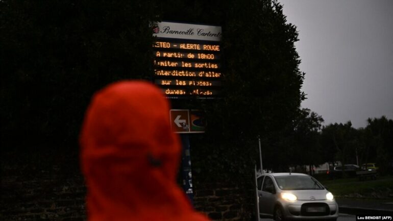 2096237f 91e3 4835 Bcf6 08de3c914337 W1023 N R1 S S