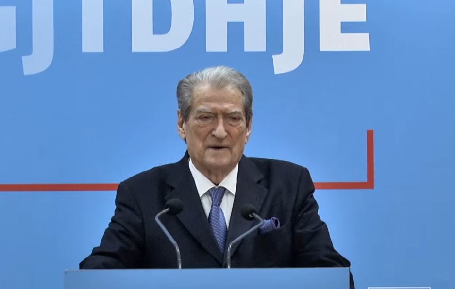  Prokurorët kërkuan arrestimin e  Lubisë  para 20 ditësh   Berisha  Rama po shkel ligjin në mbrojtje t   