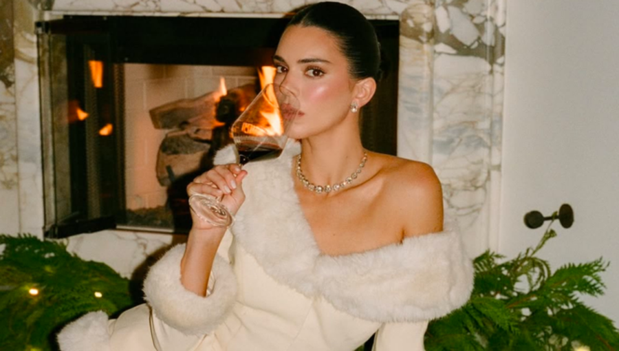  Nuk jam lesbike  por    Kendall Jenner thyen heshtjen për thashethemet që pushtuan rrjetin 