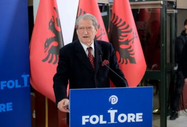 Berisha Foltore Ne Laprake