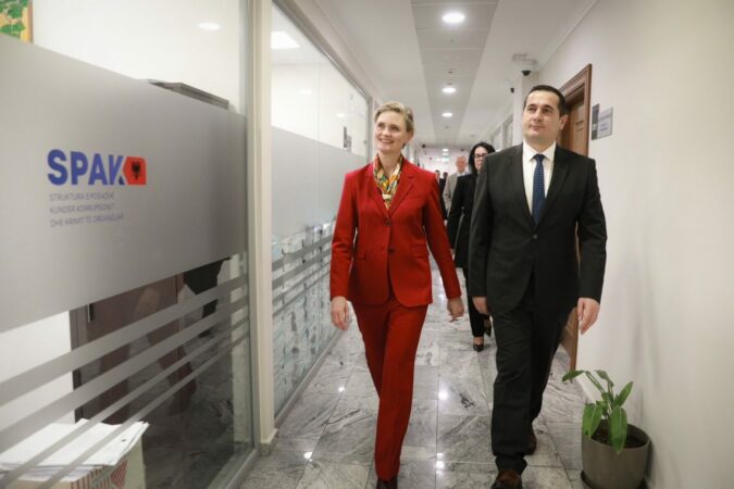 Braho Nency 1140x760