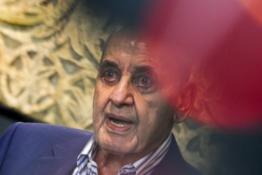 Irani nën flakët e protestave  qeveria kërcënon SHBA në  Nëse ndërhyni  do sulmojmë Izraelin dhe bazat amerikane në rajon