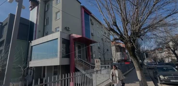 Akuzohen se vranë Artur Lleshin  lihen në burg vëllezërit binjakë  Klodjan dhe Klement Kruca