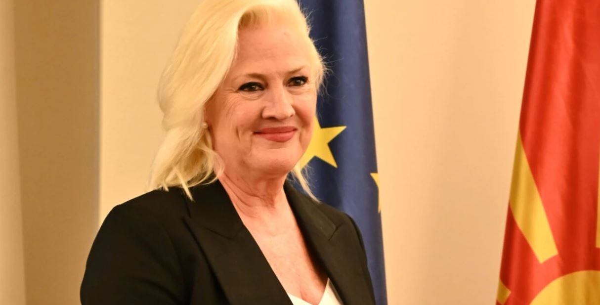  Për më shumë se tre dekada i kemi treguar botës çfarë arrin vendosmëria   Ambasadorja Ageler  SHBA të gjithmonë pranë Maqedon   