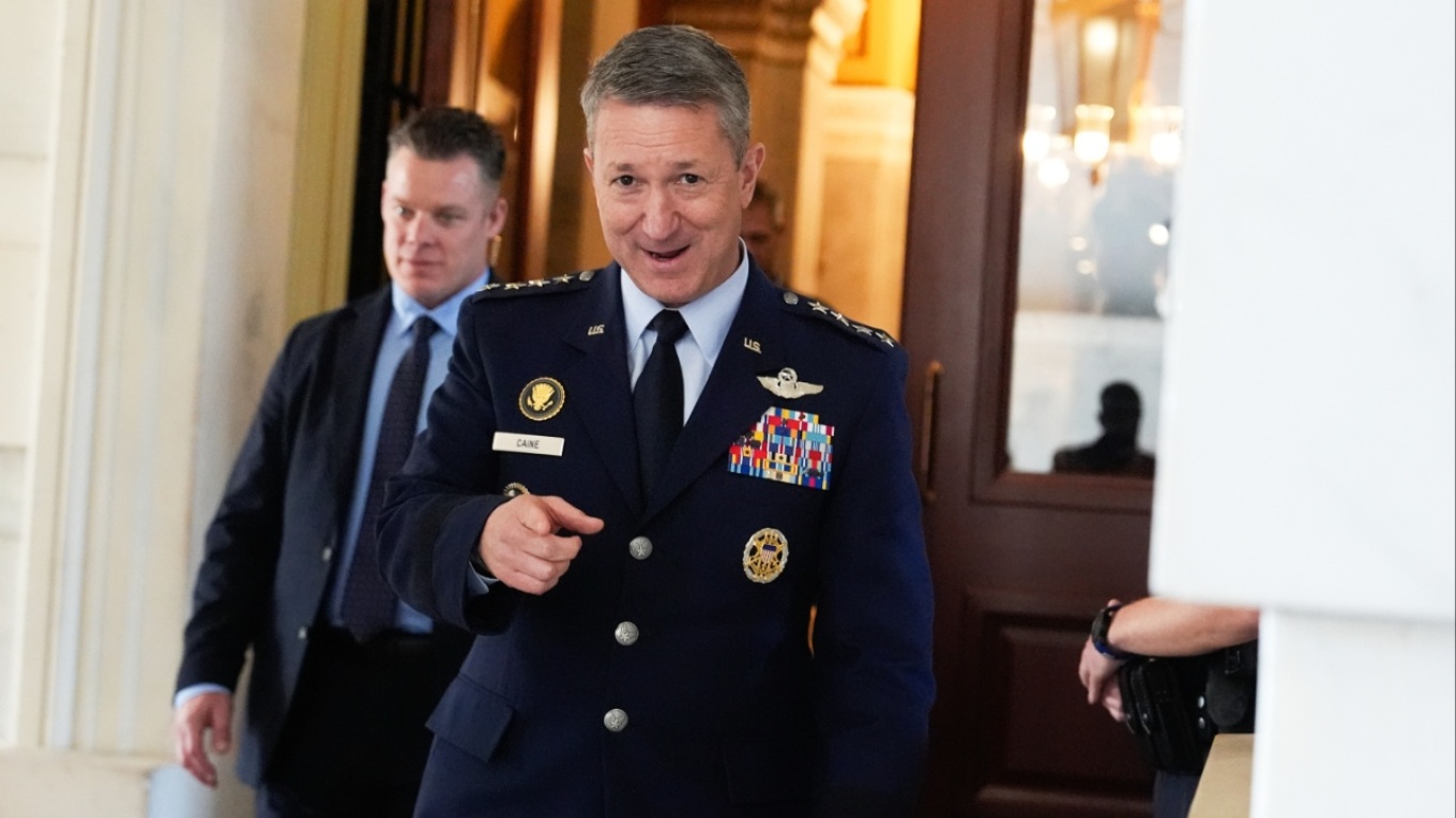 Pas ndërhyrjes në Venezuelë  Fokusi te siguria  SHBA organizon konferencë ushtarake me 34 vende