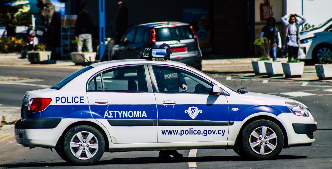 greqi-policia-arreston-313-persona-ne-nje-bastisje-ne-universitetin-e-selanikut