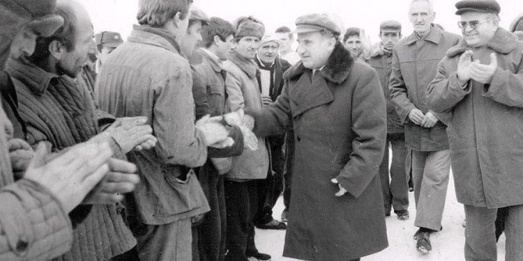  Në Kukës  nga orteku vdiqën 7 veta  16 të plagosur rëndë  një fëmijë s gjendet  në Pukë 3 të vdekur  5 rëndë  11 s gjinden  n   