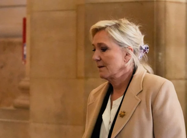 360923 France Le Pen Trial F