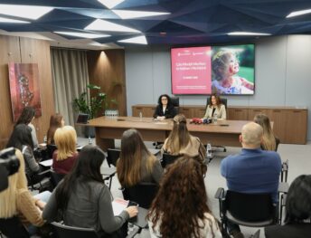 3f30919f E233 4ede 9c4e 320f346a6a9e