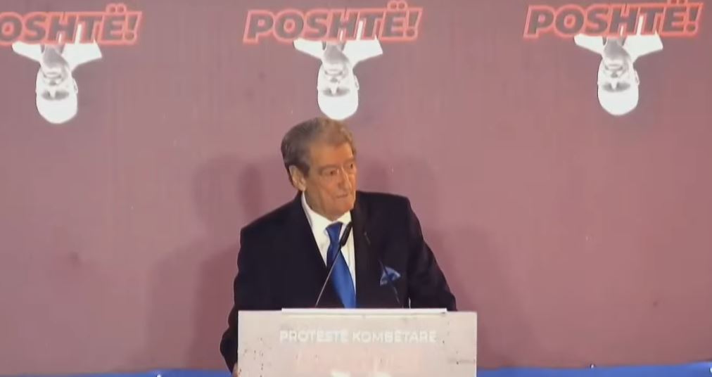 “Jemi në momentin më kritik të Shqipërisë në 35 vitet e fundit”, Berisha: Sot përballemi me pasoja më të rënda se diktatura komuniste!