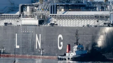 68359920 606 696x392