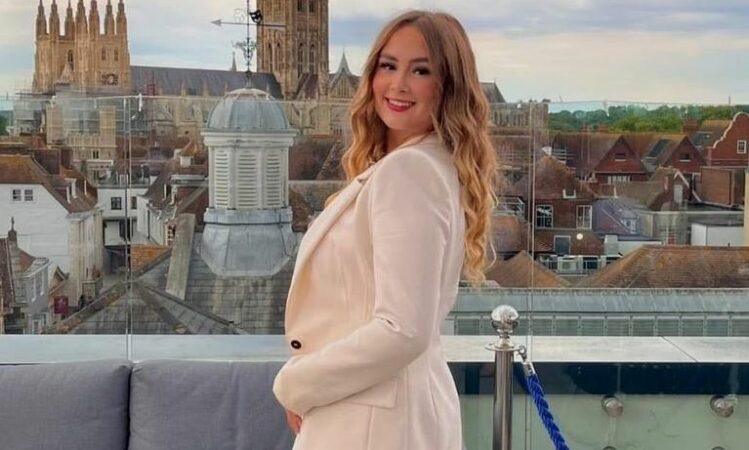 78636521 Eleisha Skinner